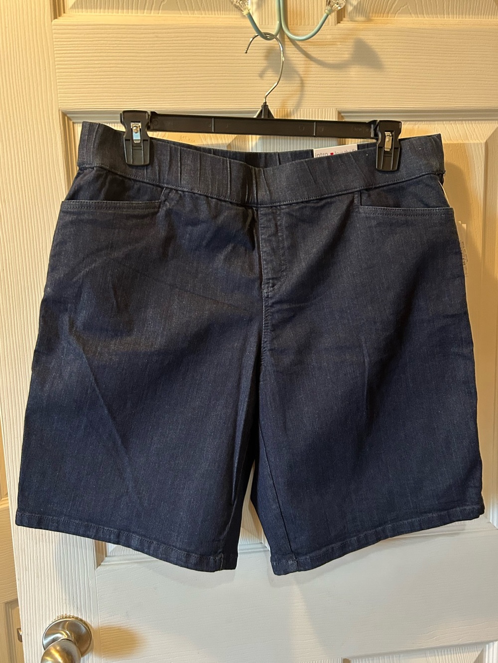 Intro. 14W Daisy Bermuda Shorts Dark Wash Denim Tummy Control Power Stretch NWT